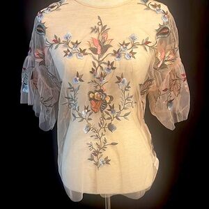 Zara light pink mesh embroidered top M